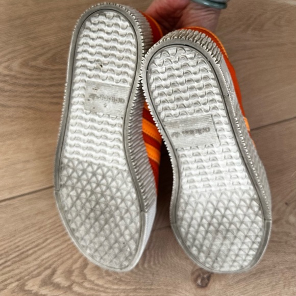 Adidas Samba rare discontinued Orange leather platform Sneakers with White Trim - Picture 5 of 7